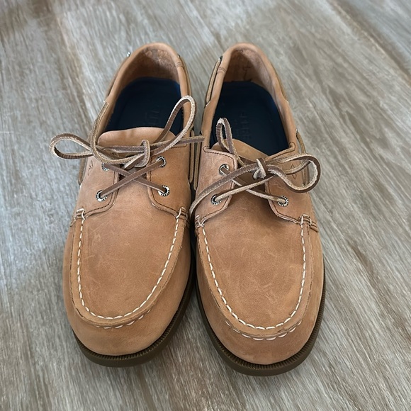 Women’s Sperry Topsiders - Picture 1 of 5